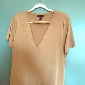 Trendy Forever 21 V-Cut T-shirt